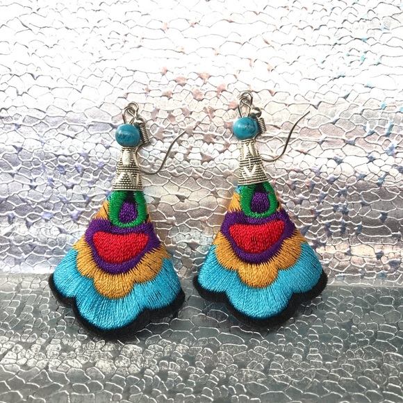 Jewelry - 🌸 🌸Embroided hand made earings🌸2 for $11🌸